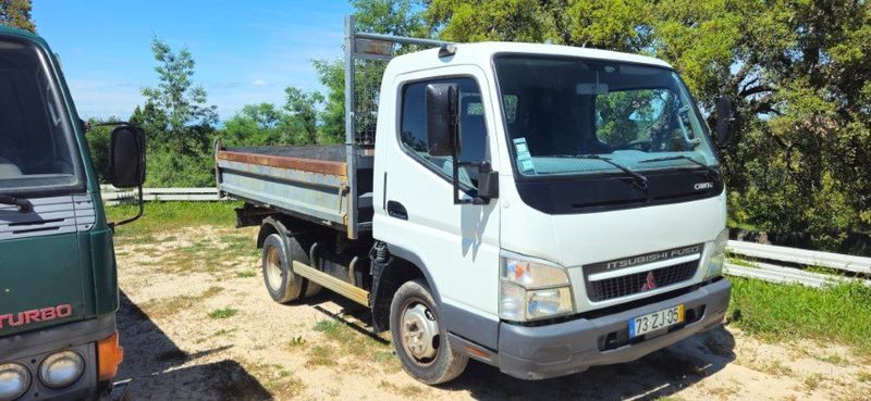 Mitsubishi Fuso canter • 2007 • 193,244 km 1