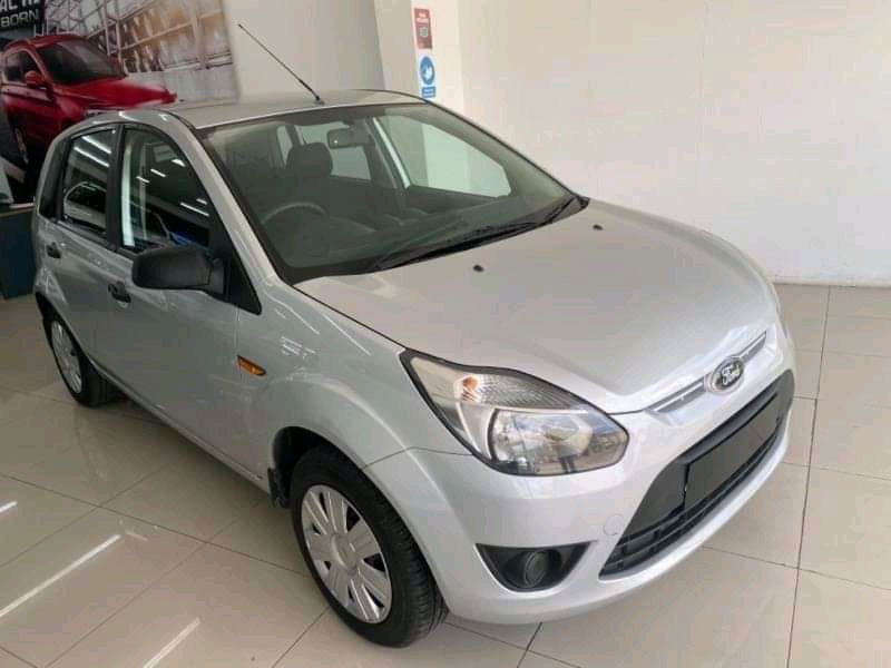 Ford Figo • 2013 • 35,000 km 5