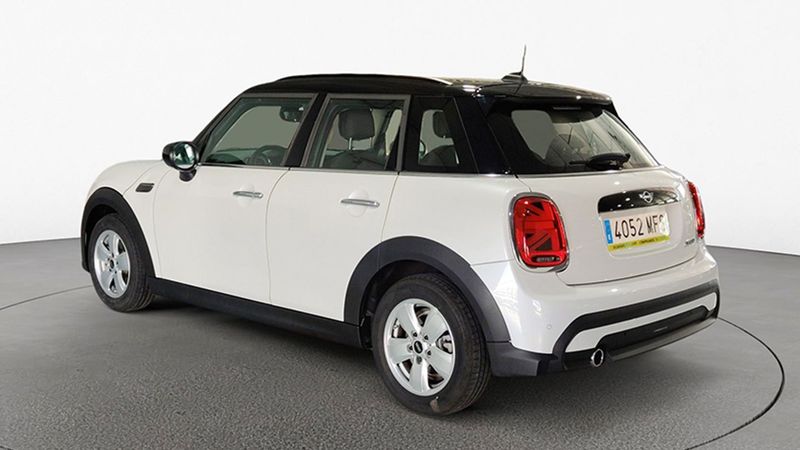 MINI Cooper • 2023 • 7,250 km 4