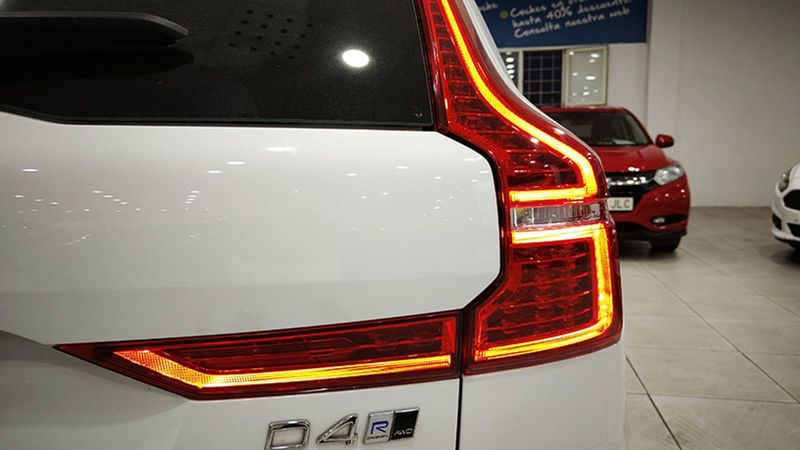 Volvo XC60 • 2018 • 77,477 km 25