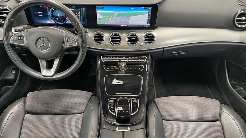 Mercedes-Benz E • 2018 • 142,000 km 1