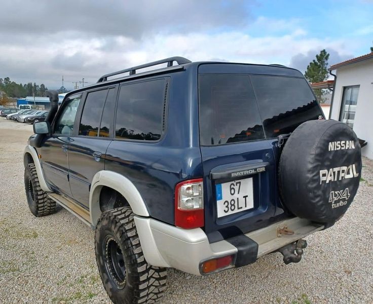 Mitsubishi Pajero Sport • 1998 • 90,000 km 8