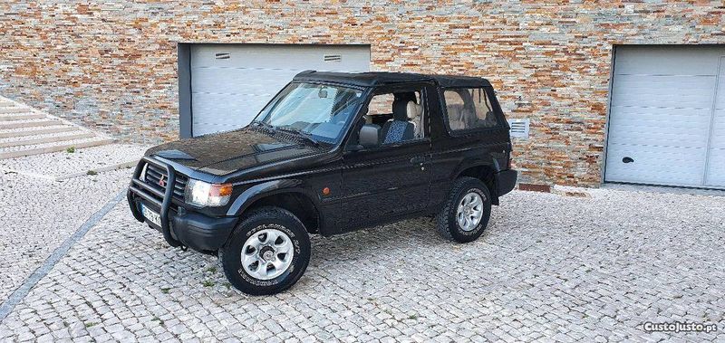 Mitsubishi Pajero • 1992 • 160,000 km 3