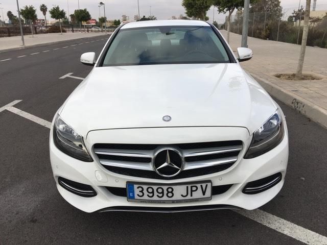 Mercedes-Benz C • 2015 • 40,000 km 12