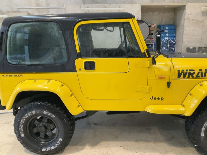 Jeep Wrangler • 1992 • 150,000 km 9