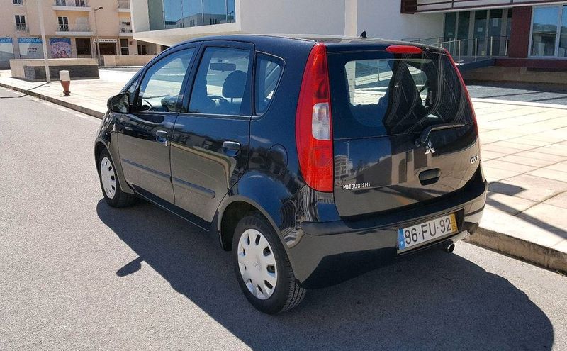 Mitsubishi Colt • 2008 • 60,000 km 2
