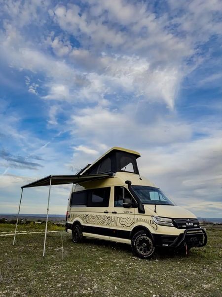 Mahindra Thar • 2021 • 46,250 km 15