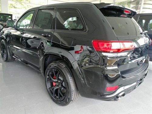 Jeep Grand Cherokee • 2020 • 21 km 3