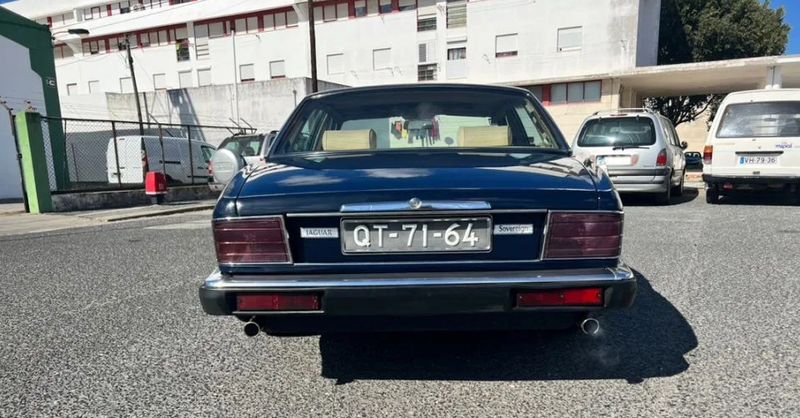 Jaguar XJ • 1990 • 114,450 km 1
