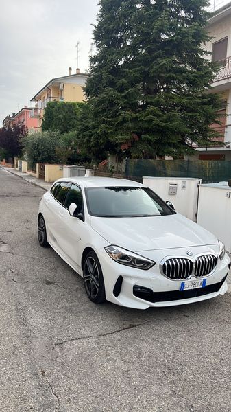 BMW 1 Series • 2022 • 60,000 km 12