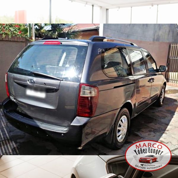 Kia Carnival • 2012 • 198,000 km 3