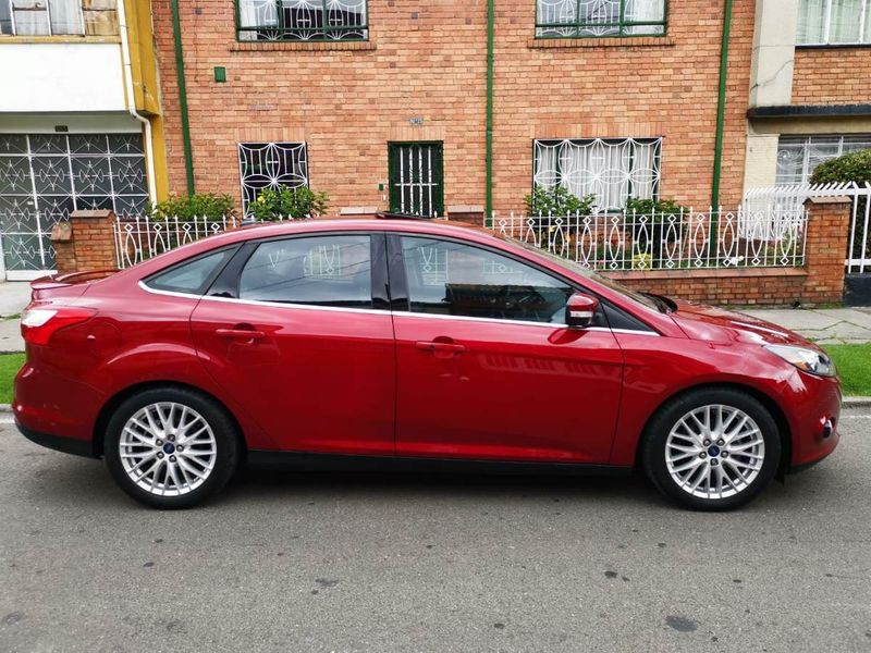 Ford Focus • 2014 • 152,000 km 9