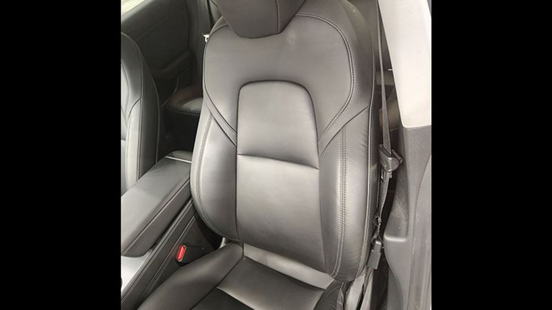 Tesla Model 3 • 2021 • 64,033 km 6