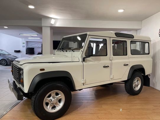 Land Rover Defender • 2007 • 110,000 km 5