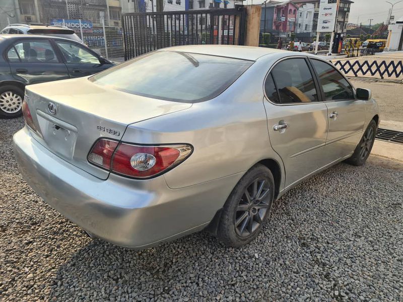 Lexus ES 330 • 2004 • 102,864 km 6