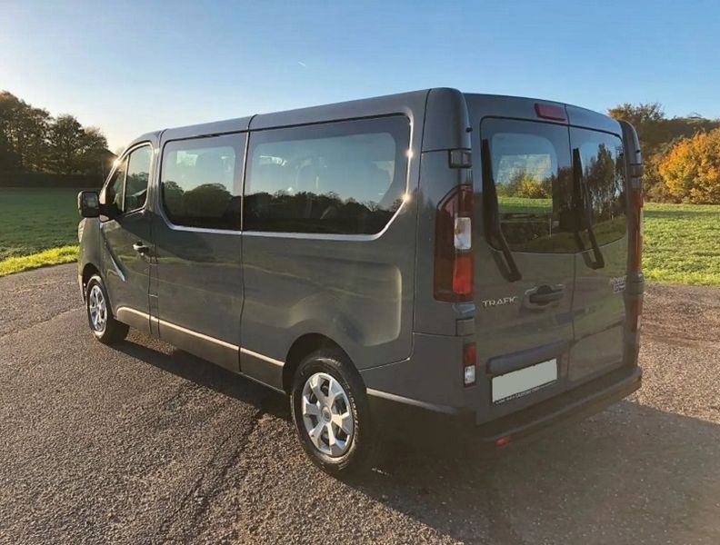 Renault 10 • 2021 • 89,000 km 5