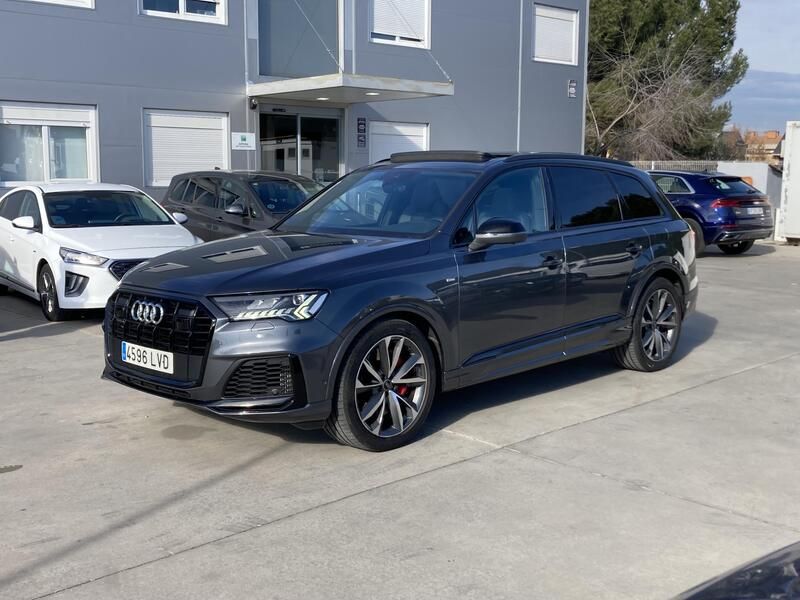 Audi Q7 • 2021 • 87,282 km 1