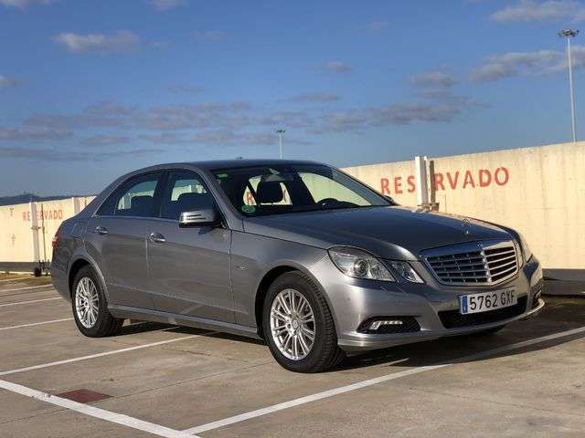 Mercedes-Benz E • 2010 • 140,000 km 4