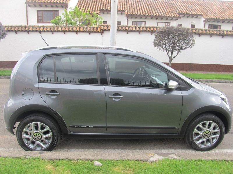 Volkswagen Vento • 2017 • 100,000 km 2