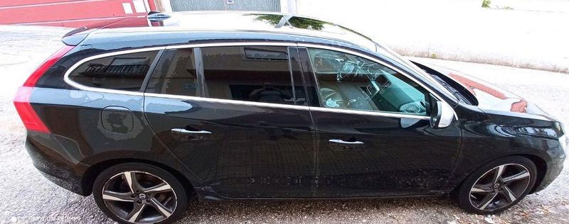 Volvo V60 • 2014 • 150,000 km 2