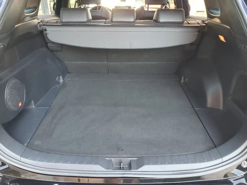 Toyota RAV4 • 2019 • 50,000 km 3