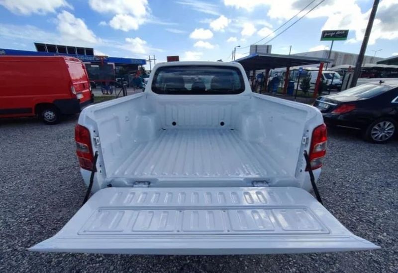 Mitsubishi L200 • 2018 • 18,000 km 2