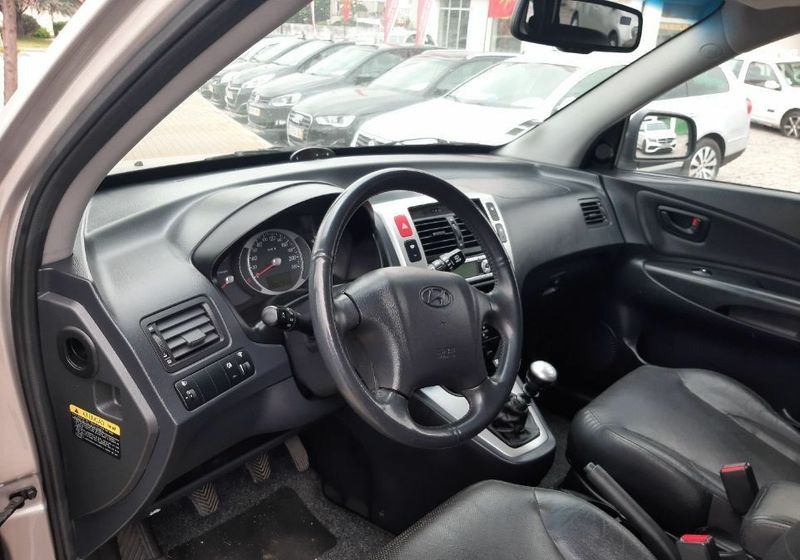 Hyundai Tucson • 2006 • 154,000 km 2