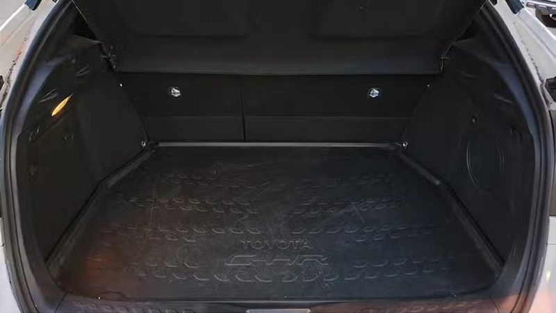 Toyota C-HR • 2022 • 63,830 km 13