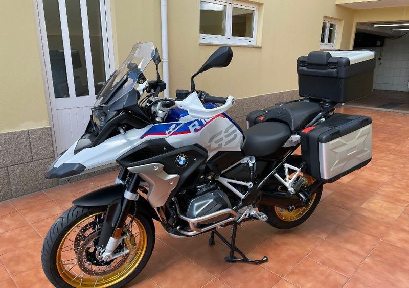 Bmw r1250gs • 2020 • 4,800 km 1