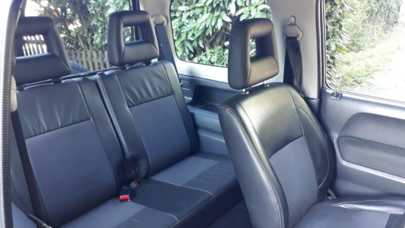 Suzuki Jimny • 2009 • 83,210 km 5