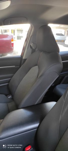 Toyota Camry Hybrid • 2018 • 35,000 km 5