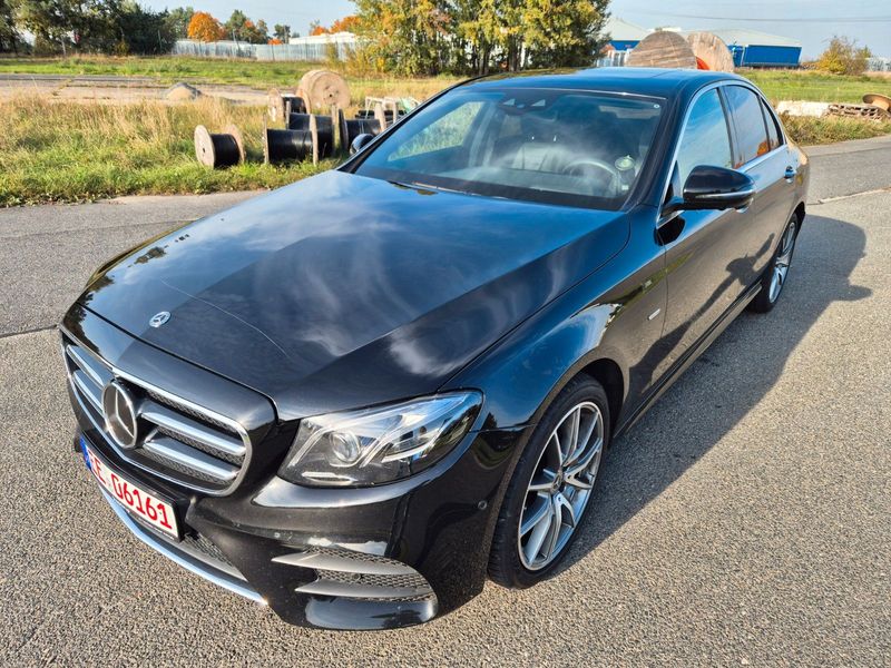 Mercedes-Benz E • 2019 • 180,500 km 6