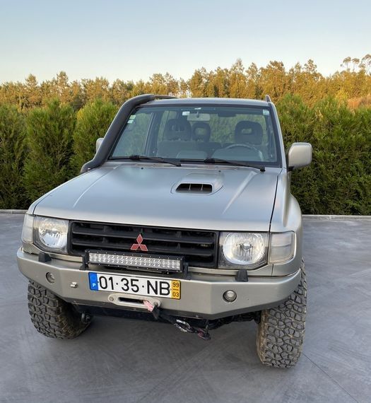 Mitsubishi Pajero • 1999 • 234,000 km 1