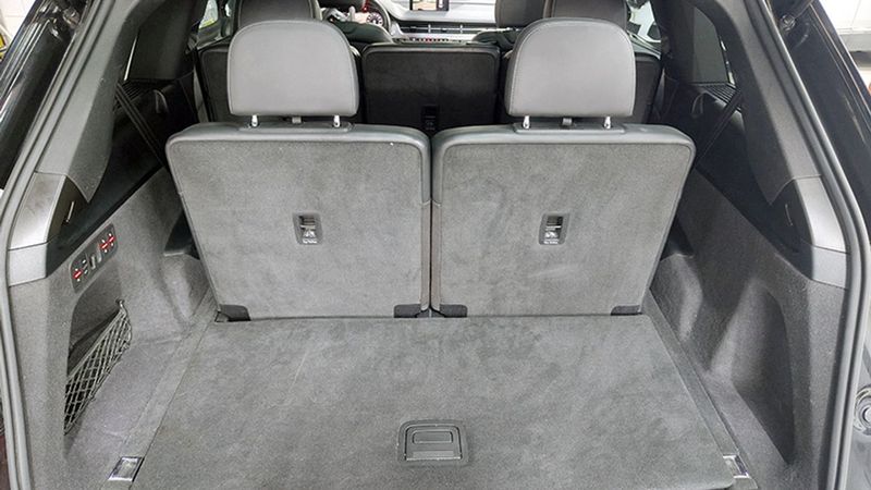 Audi SQ7 • 2018 • 108,000 km 17