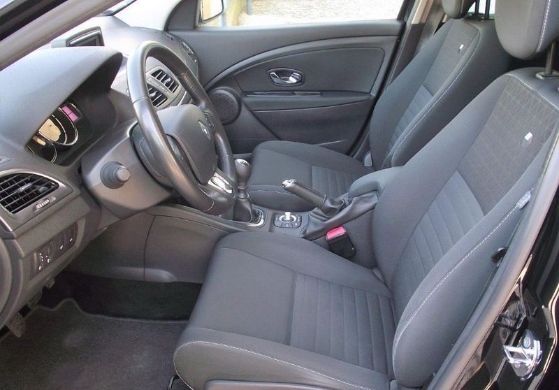 Renault Meganne • 2015 • 104,000 km 3