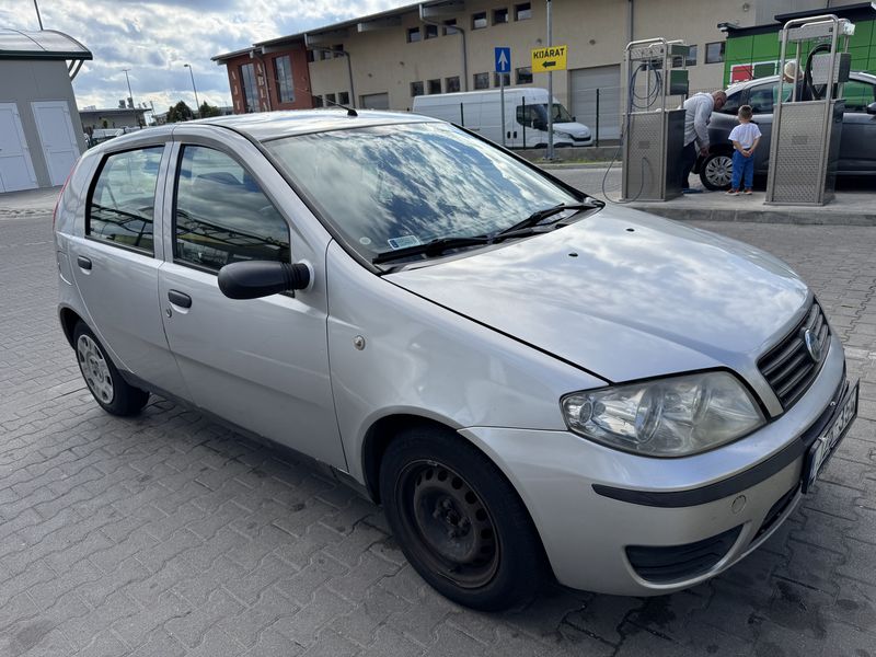 Fiat Punto • 2005 • 189,650 km 2