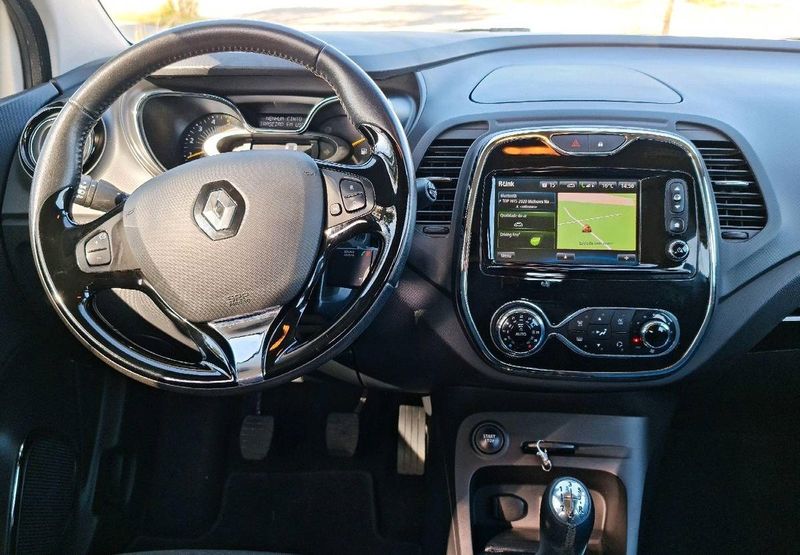 Renault Captur • 2014 • 160,000 km 3