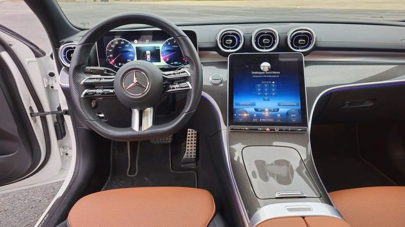 Mercedes-Benz C • 2022 • 16,000 km 11