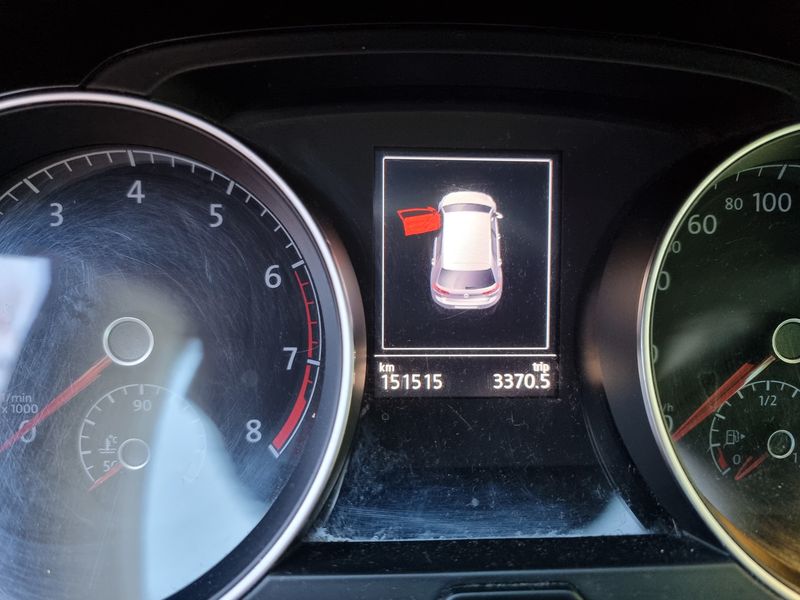 Volkswagen Golf • 2014 • 151,515 km 12