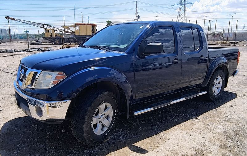 Nissan Frontier • 2011 • 75,000 mi 5