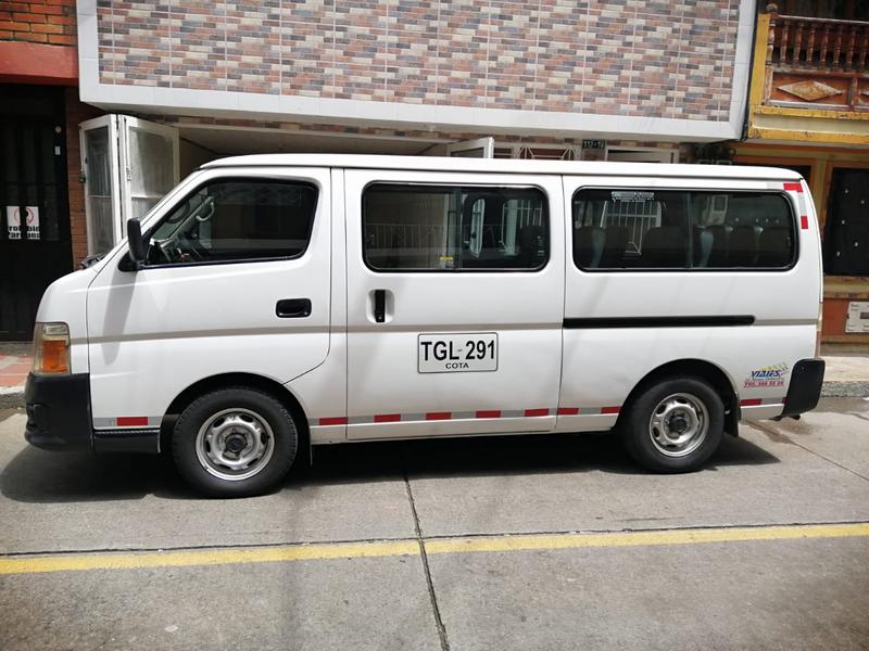 Nissan 100 NX • 2012 • 180,000 km 6