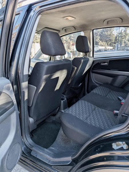 Suzuki SX4 • 2008 • 200,000 km 9