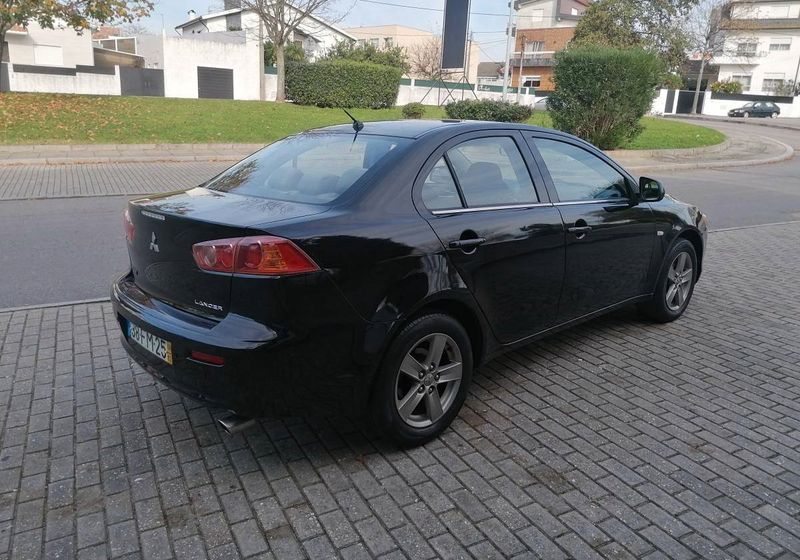 Mitsubishi Lancer • 2008 • 199,999 km 3