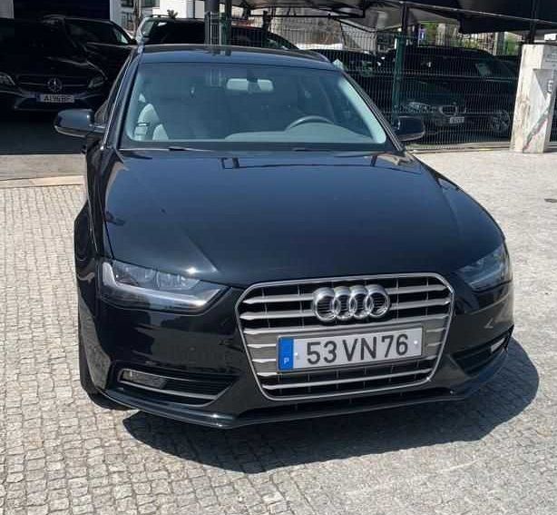 Audi A4 • 2012 • 230,000 km 2