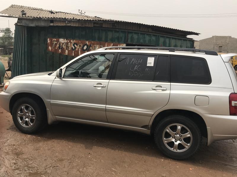 Toyota 4 Runner Limited • 2006 • 156,500 km 6
