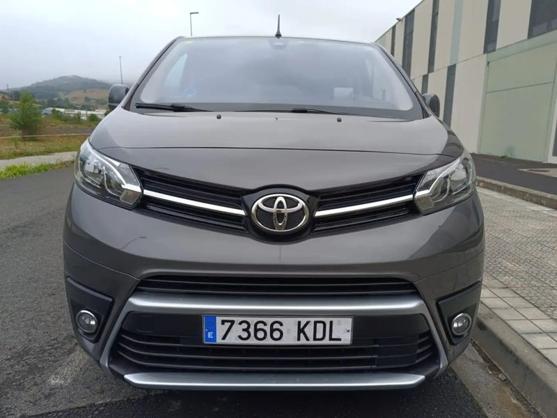 Toyota Corona • 2017 • 190,000 km 4