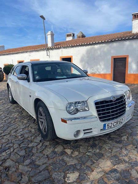 Chrysler 300 C • 2009 • 97,000 km 2