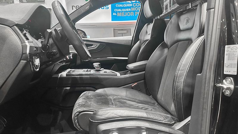 Audi Q7 • 2017 • 78,000 km 11