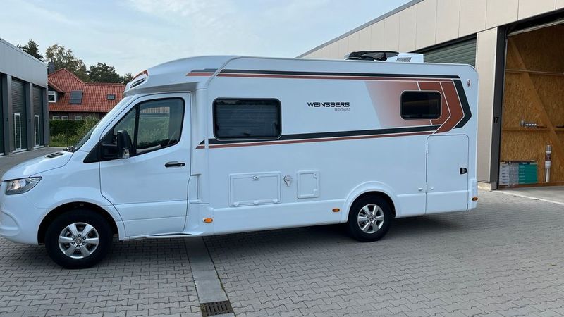 Mercedes-Benz Sprinter • 2022 • 14,000 km 3