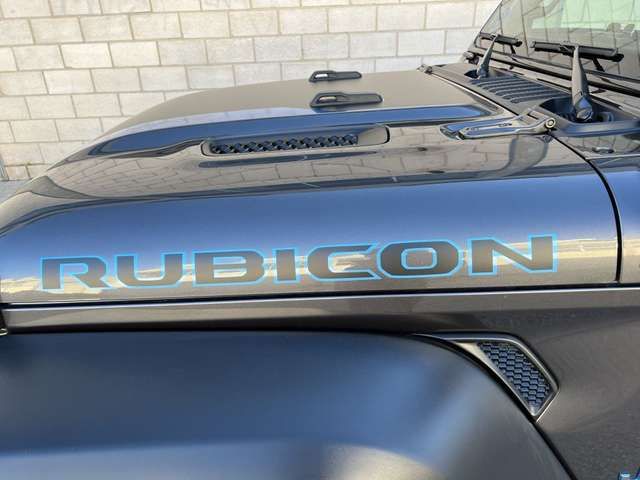 Jeep Wrangler • 2021 • 76,000 km 8